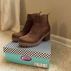 Lug Sole Chelsea Boots